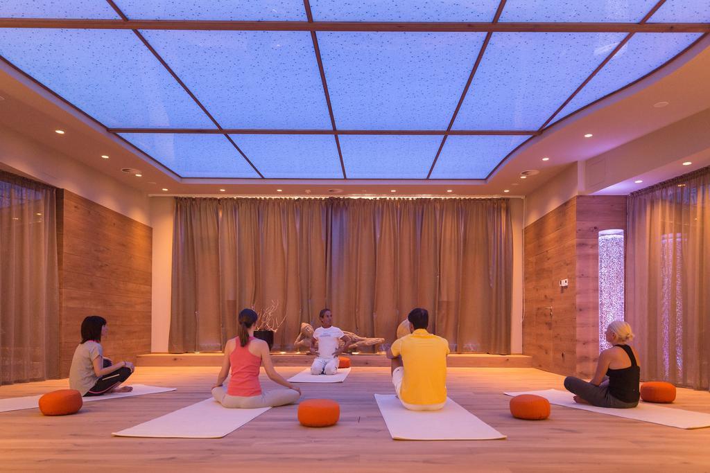 Hotel Alpin Spa Tuxerhof Екстериор снимка