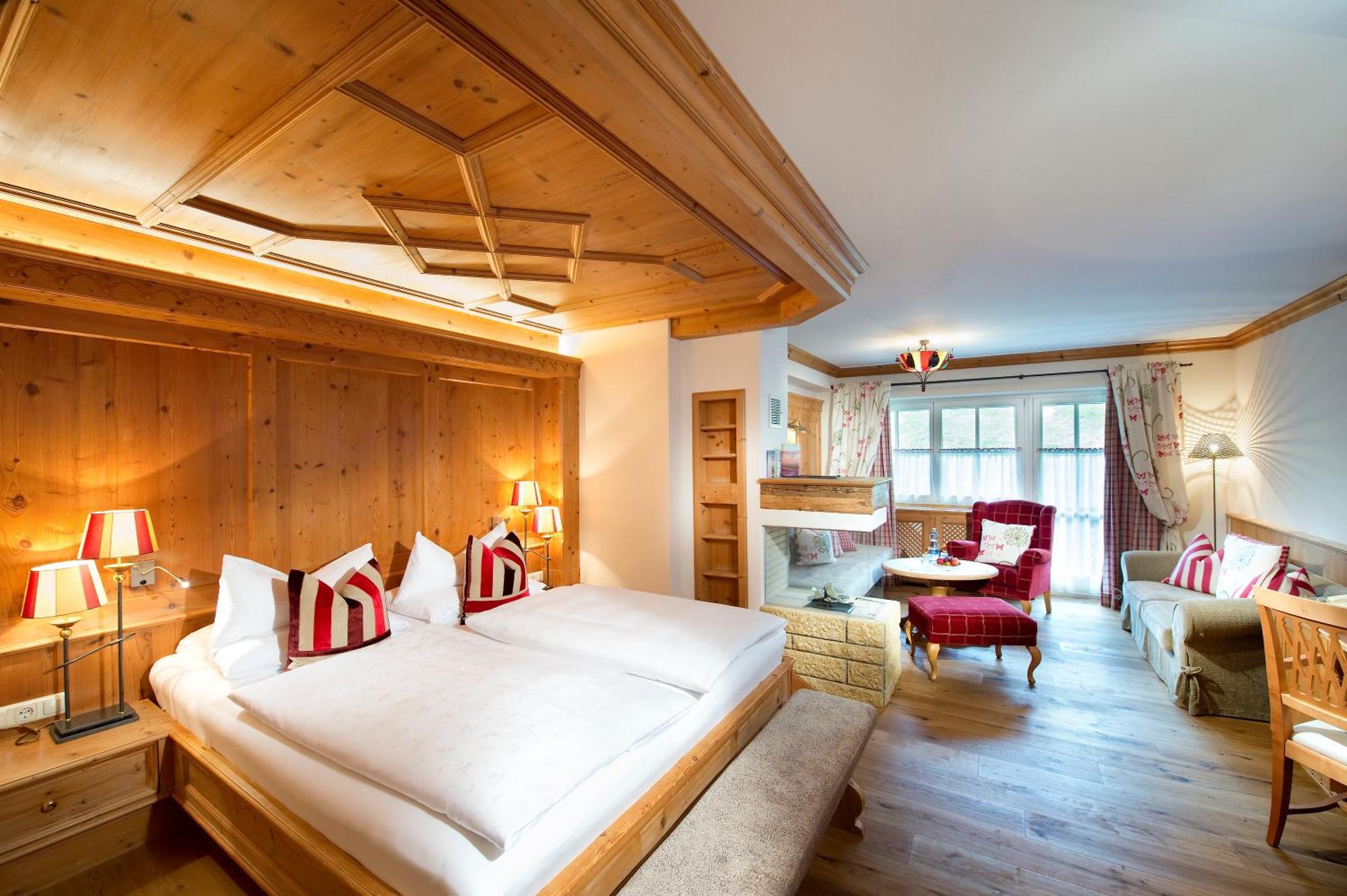 Hotel Alpin Spa Tuxerhof Екстериор снимка